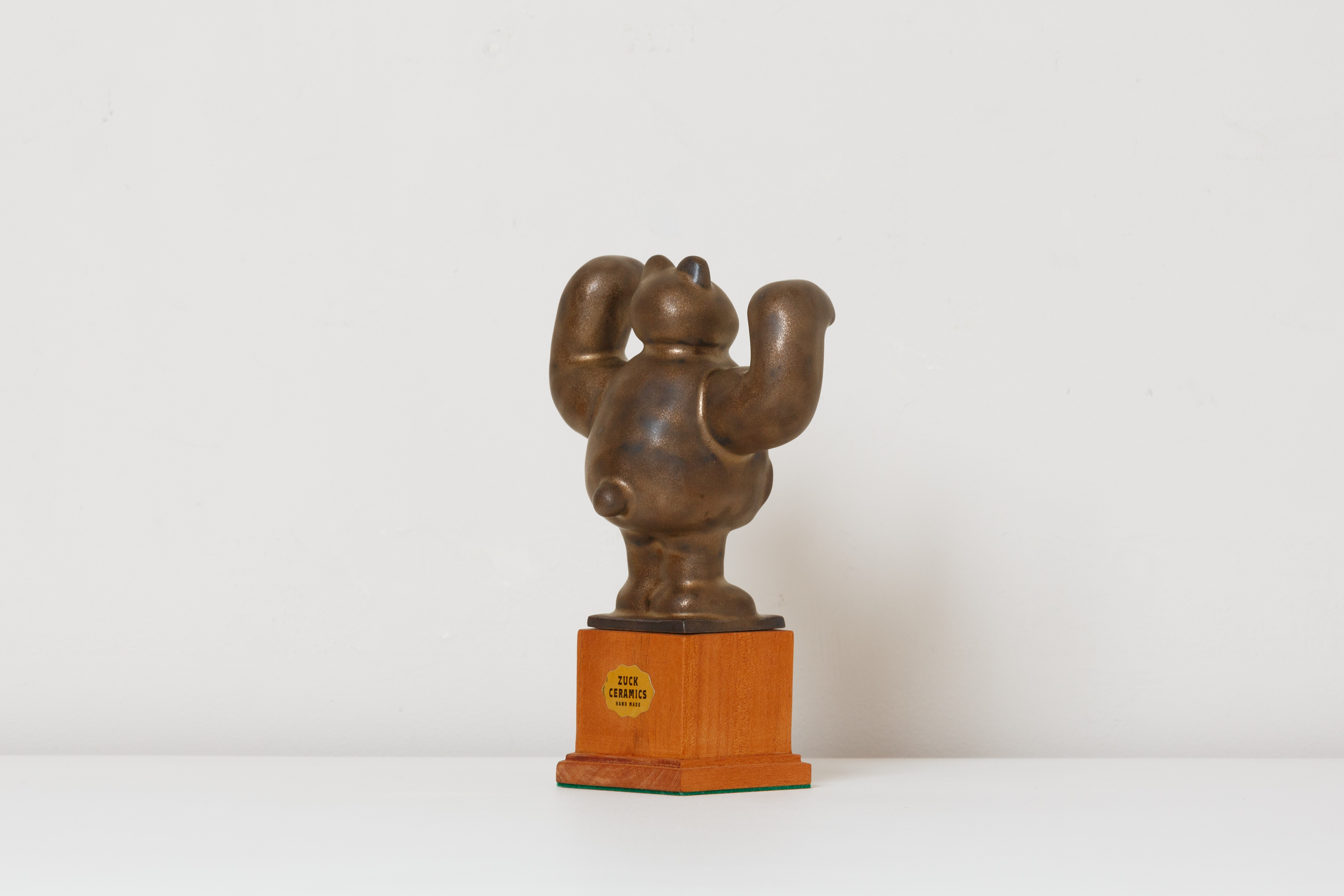 ZUCK「BEAR DARUMA TROPHY」 | bonustrack